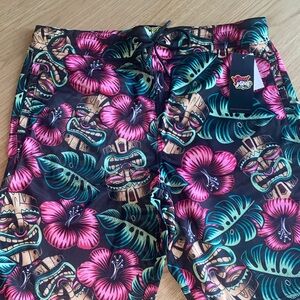 Vibrant Floral Tiki Athletic Style‎ Men's Shorts